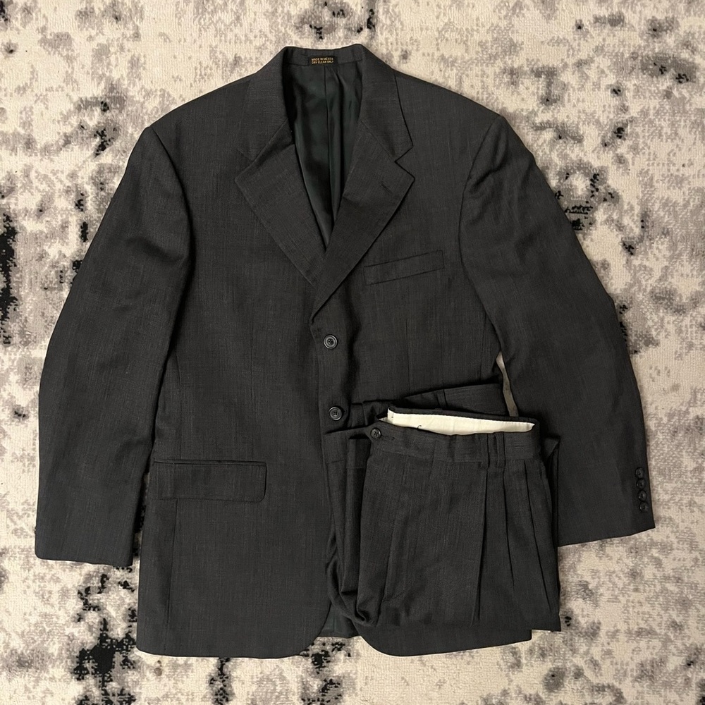 Oscar de la Renta Athletic Fit Suit 40R 32W Charcoal Gray 100% Wool 2 Piece